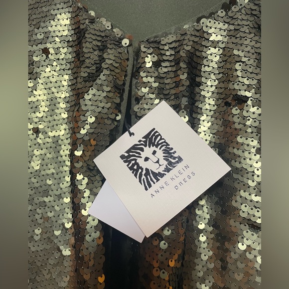 Olive 🫒 Night Sequin T-shirt Mini Dress - Size 6 - NWT - Picture 7 of 7